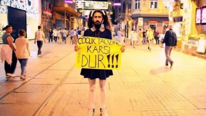 Babam İzin Vermezdi Tulum Giymeme, Yan Bakarlar Diye. Çünkü O Bakmalıydı Sadece Bana!