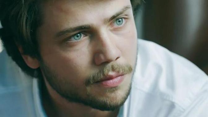 Son Dönemin Yükselen Yıldızı Tolga Sarıtaş Kimdir?