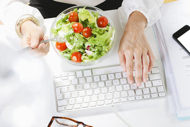 Ofis Çalışanları İçin Beslenme Önerilerim