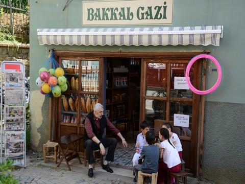 Mahallemizdeki Esnaf Abiler