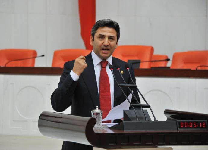 "Kab... Kabul Edilmemiştir, Kabul Edilmemiştir..."