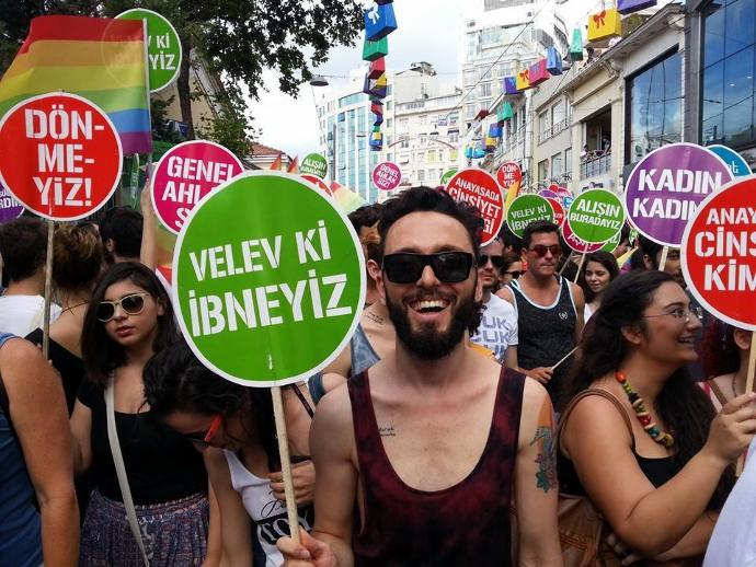 Homofobiğim, Mağdurum!
