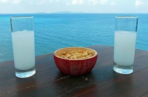 Şiirleri Haketmeyen Kadınlar