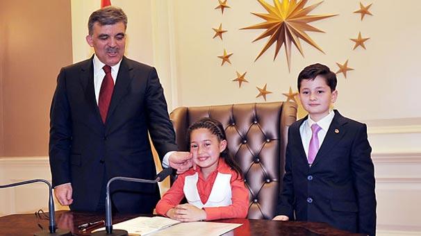 KS'nin 1  Nisan  Şakasının Getirmiş Olduğu Eğlenceli Durumlar