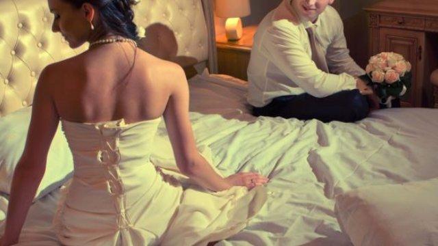 Evlenecek Olanlara İlk Gece İçin Tavsiyeler