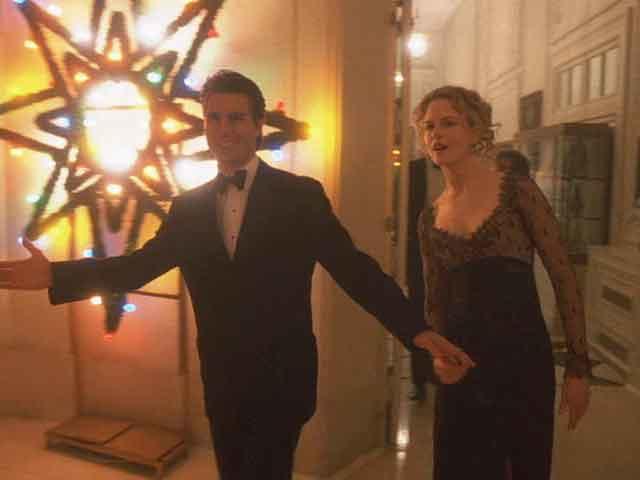 Gözü tamamen kapalı filmi incelemesi