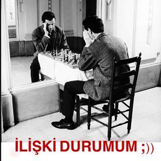 İlişkine Bak.Aslında o sensin..(Çekim yasası mıknatıstır.)