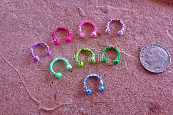 Tragus Piercingi Yaptırmak İsteyenlere Öneriler ve Kafadaki Bazı Soruların Cevapları