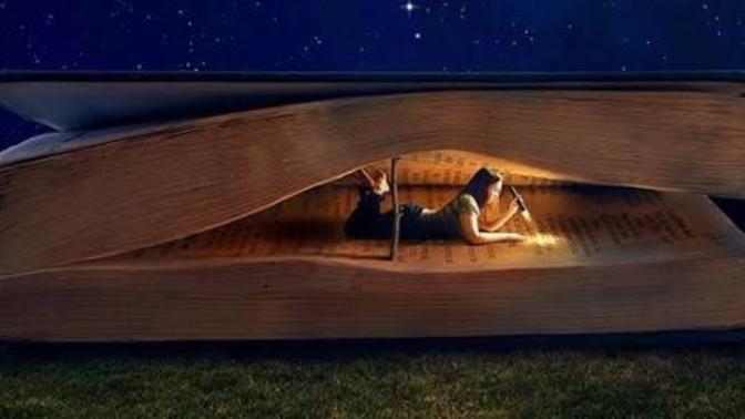 Kitap Okumak Aynı Anda Birden Çok Kişi Olabilmektir