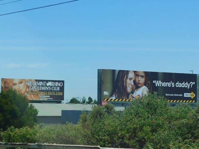 Akılalmaz, Saçma Ama Eğlenceli Reklam Hataları