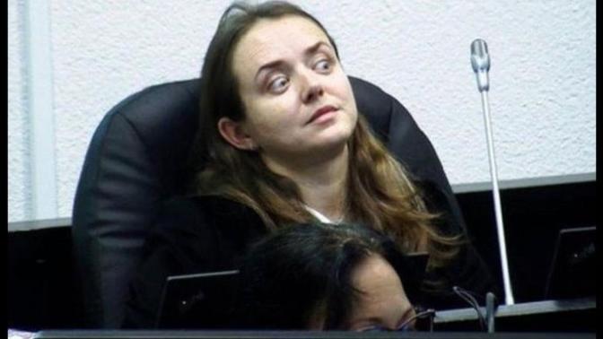 Kadınlar Hala "Beyaz atlı prensimi bekliyorum" Diyorlar mı?