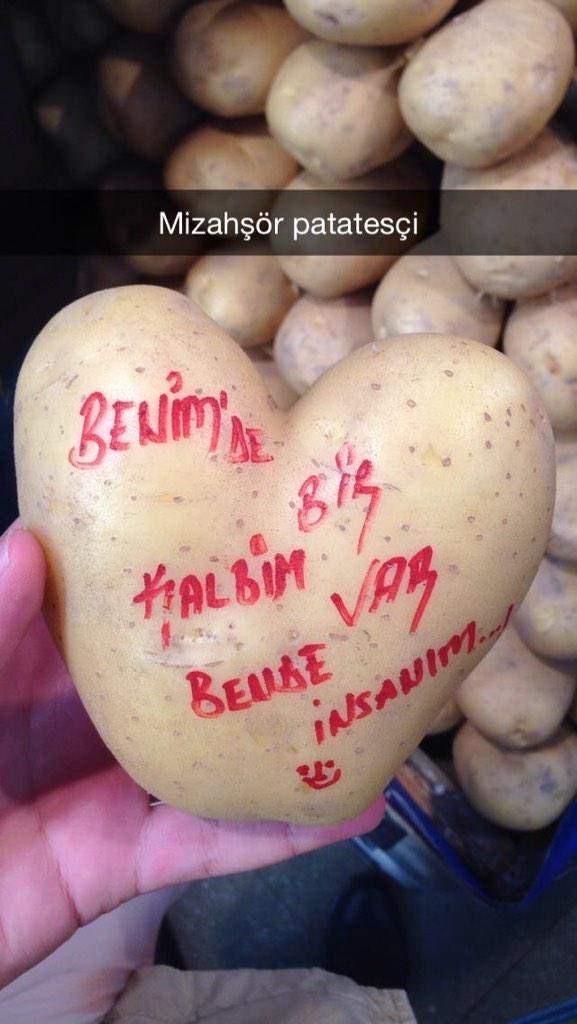 Şiir Nerede? Tabii ki Şiir Pazarda