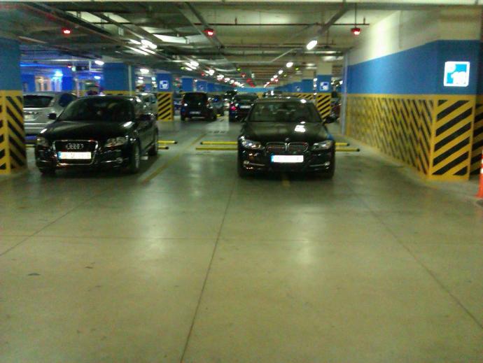 Araba Park Etme Sorunu ve Kendini Profesyonel İlan Etmiş Sürücüler