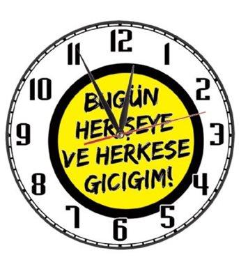 Utangaç Erkek Nasıl Sever?