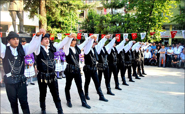 Bir İnci Gerdanlıktır, Karadeniz'e Dizilmiş Yaşamdır, Aşktır Ordu Sevdası