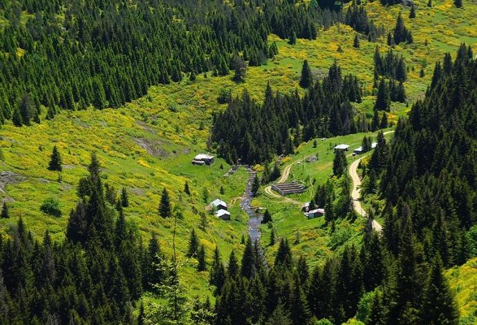 Bir İnci Gerdanlıktır, Karadeniz'e Dizilmiş Yaşamdır, Aşktır Ordu Sevdası