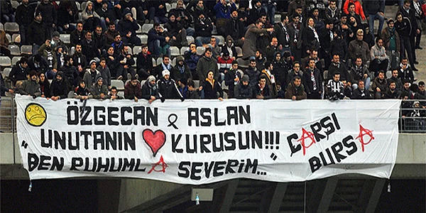 Beşiktaşlıların İnce Mesajlarıdan Bazıları