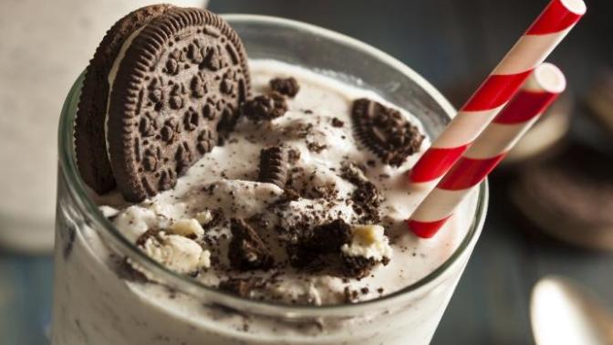 Evde Pratik Oreo'lu Milkshake Yapımı