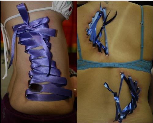 Korse Piercing Trendi ve İç Gıcıklayıcı 8 Korse Piercing Modeli