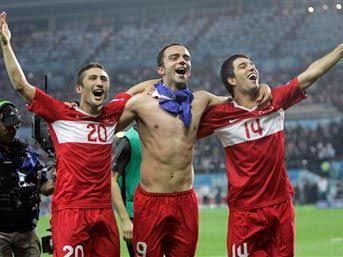 Bale Sanattır, Futbol Cinsellik Çağırıştırır!