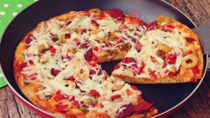 Pratik Ev Yapımı Pizza Tarifi!