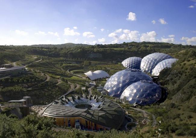 İngiltere'de Gerileyen Bahçecilik Anlayışına Tepkiden Doğan Bir Cennet: Eden Project