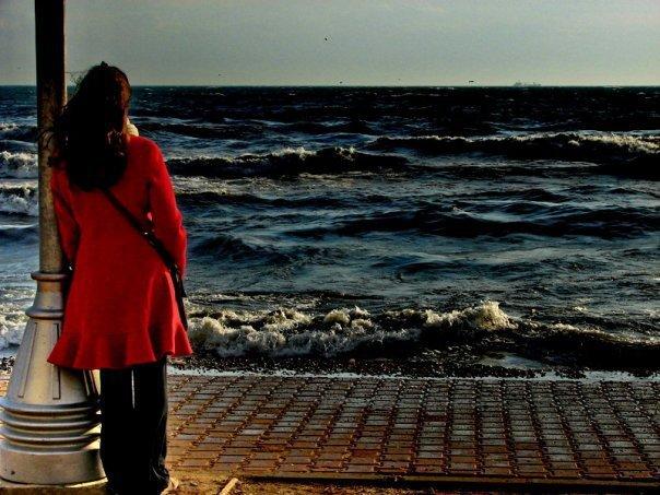 Birilerinin gözyaşları üzerine kurulu her mutluluk günü geldiğinde en dayanılmaz acılarla intikamını alır.