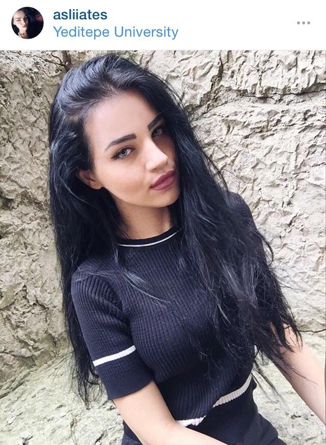 Ünlüleri Güzellikte Sollamış "Taş" Kızlar 👸🏻