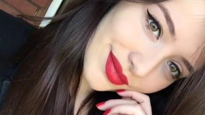 Ünlüleri Güzellikte Sollamış "Taş" Kızlar 👸🏻