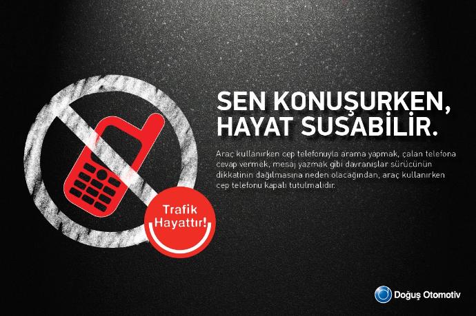 Araba Kullanırken Mesaj Yazmamanız için 6 neden (!)