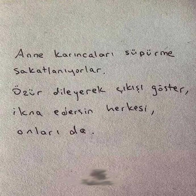İnsan Olmayı Becerebiliyor Muyuz?