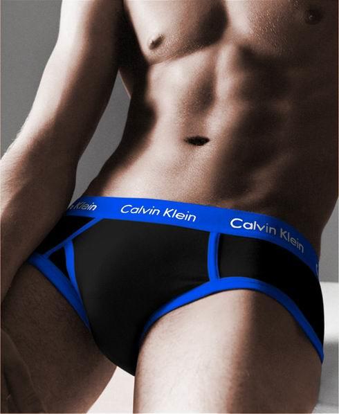 Yeni Trend: Calvin Klein İç Çamaşırları