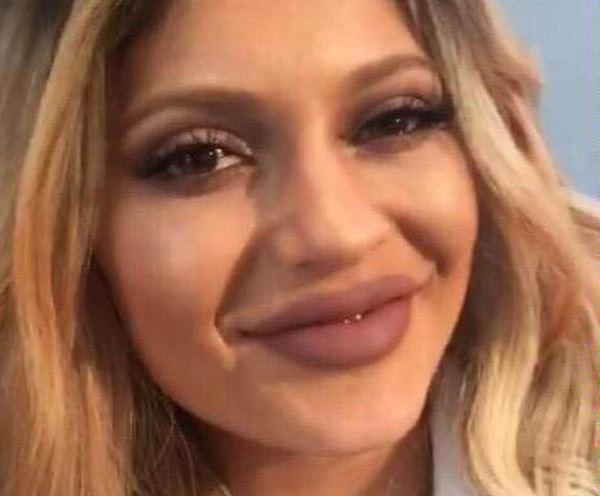 Kim Bu Kylie Jenner?
