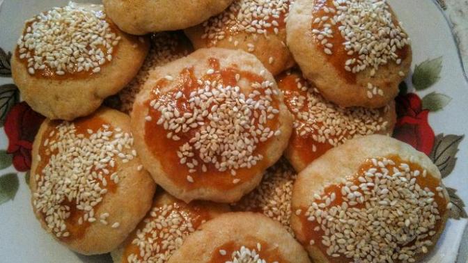 Tuzlu Hamur İşi Sevenlere Basit Bir Tarif: Sade Çörek