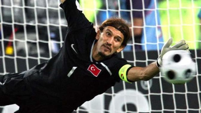 Milli Takımımızda En Çok Oynayan 9 Futbolcu