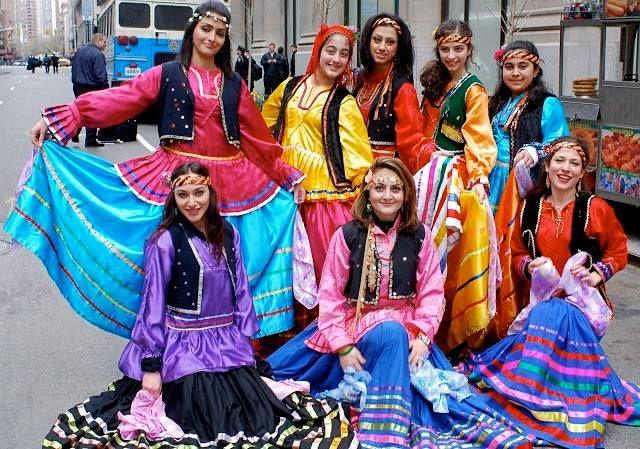 Kimdir Bu Güzel Halk Gilekler 
