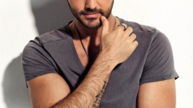 Türk Pop Müziğinin Prensi Gökhan Özen!