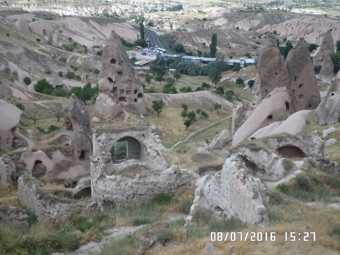 Mağaralarda Yaşam, Yer Altında Kurulan Şehirler: Kapadokya