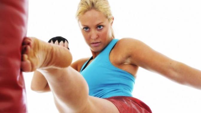 Dövüş Sporlarıyla Uğraşan Kadınların Maruz Kaldığı Sorunlar