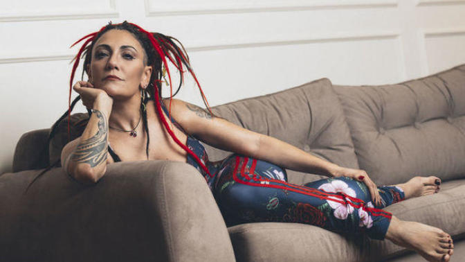 Rock Müziğin Asi Kraliçesi: Özlem Tekin