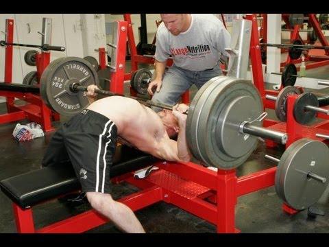 Spor Salonunda Kıl Olunan Tipler