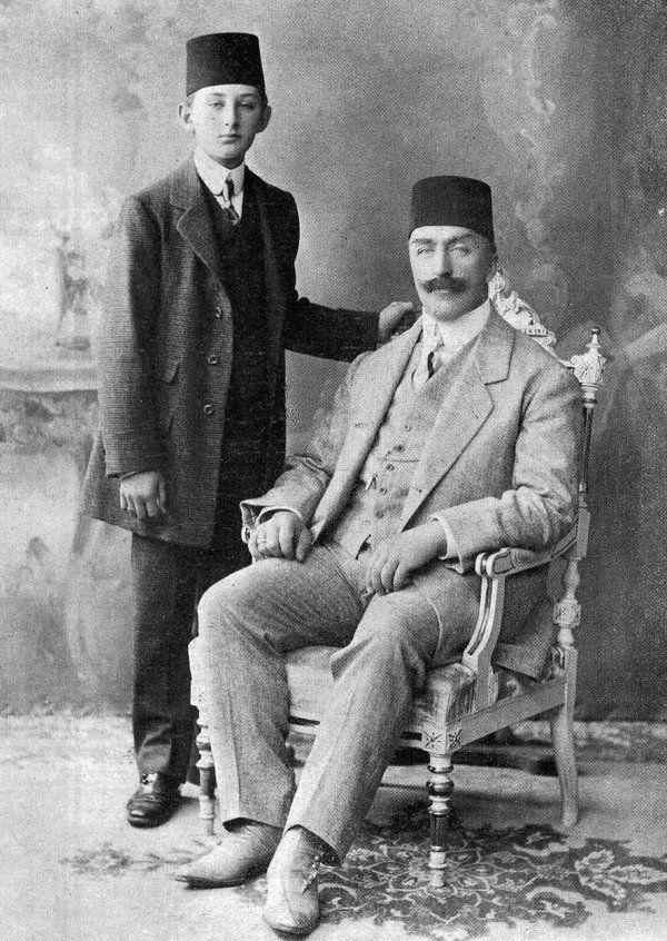 Geçmişimiz Ahlakımızdır: Neden Her İnsan Şeceresini Bilmelidir?