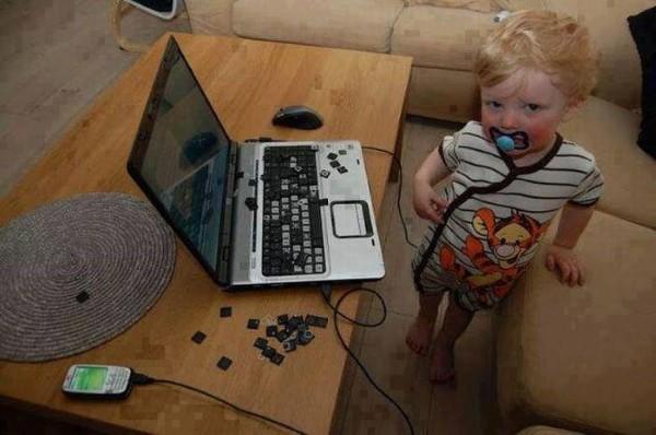 Haylazlıkta Level Atlamış Çocukların "Annelerin İşi Bitmez" Dedirten 10 Fotoğrafı
