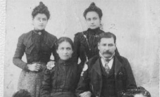 86 Yıldır Bir Mağazanın Vitrinini Süsleyen Ölü Gelin La Pascualita