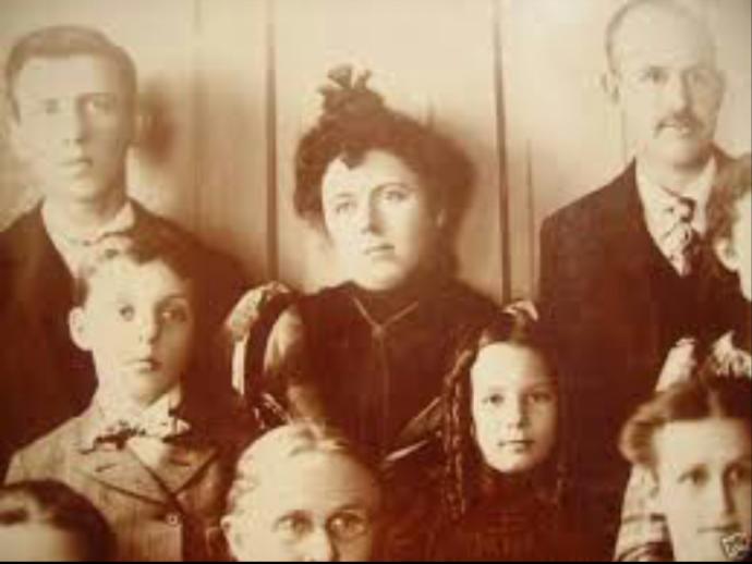 İlginç Bir Gelenek: Post Mortem Diğer Adıyla Ölü Fotoğrafçılığı