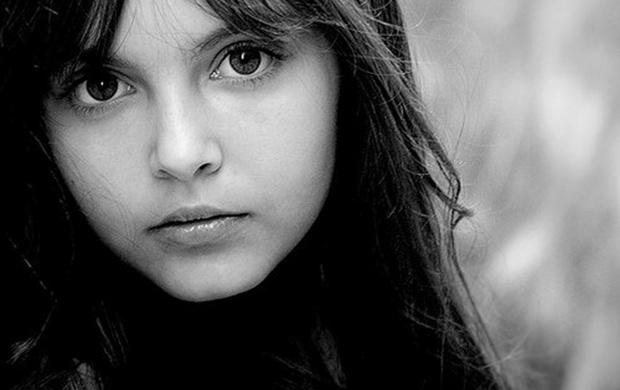 Emel İsmi Bambaşkadır