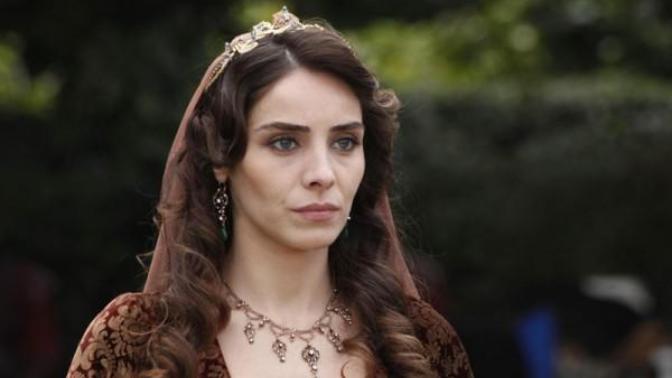 Ali Ayşe'yi sevmiyor, Veronika fethi gerçekleşiyor mu?