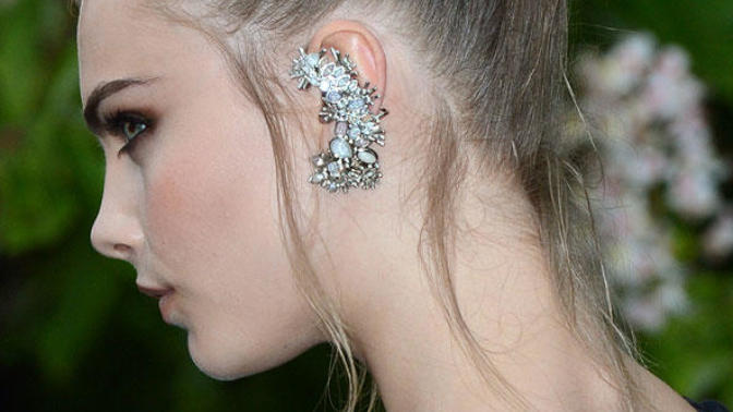 Yeni Trend Alarmı: Ear Cuff, Ear Jacket ve Ear Suspender 