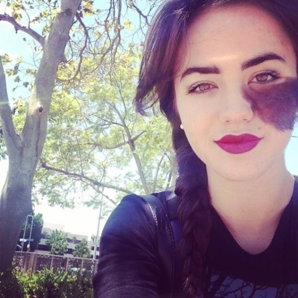 Kusuruyla Güzel Olan İnsan: Cassandra Naud