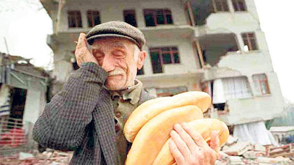 Ne Kalbimizden Ne Hafızamızdan Silinecek Olan O 45 Saniye: 1999 Marmara Depremi